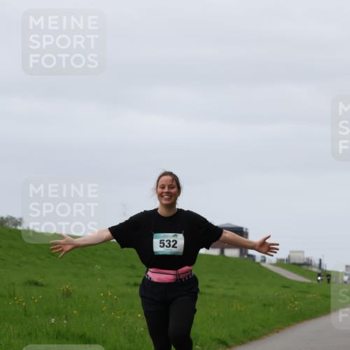 04.05.2025 - 8. Wedeler Halbmarathon Yannick Fuchs http://msf.ph/oto/7822285 04.05.2025 12:11:25 Laufen 532 meine-sportfotos.de