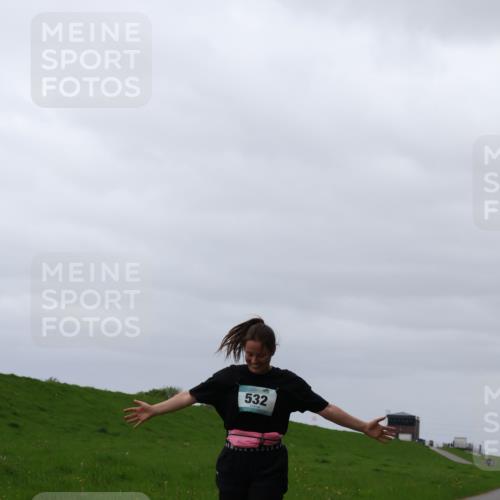 04.05.2025 - 8. Wedeler Halbmarathon Yannick Fuchs http://msf.ph/oto/7822316 04.05.2025 12:11:27 Laufen 532 meine-sportfotos.de