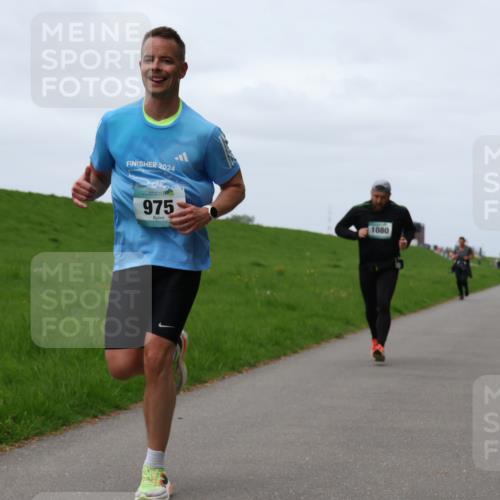 04.05.2025 - 8. Wedeler Halbmarathon Yannick Fuchs http://msf.ph/oto/7822317 04.05.2025 11:29:29 Laufen 2024, 975, 9, 1080 meine-sportfotos.de