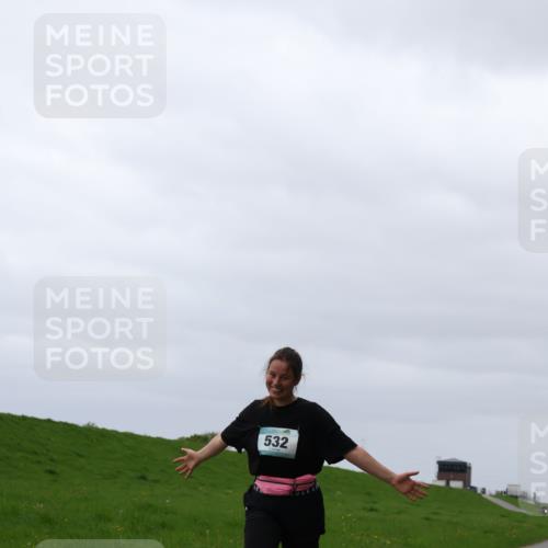 04.05.2025 - 8. Wedeler Halbmarathon Yannick Fuchs http://msf.ph/oto/7822328 04.05.2025 12:11:27 Laufen 532 meine-sportfotos.de