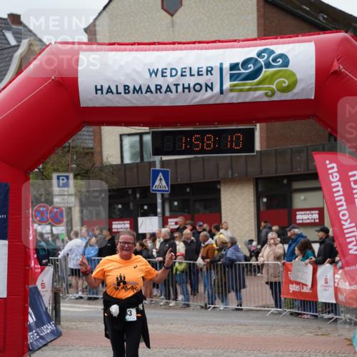 04.05.2025 - 8. Wedeler Halbmarathon Felixshl http://msf.ph/oto/7822362 04.05.2025 11:58:08 Ziel 143, 252, 763 meine-sportfotos.de