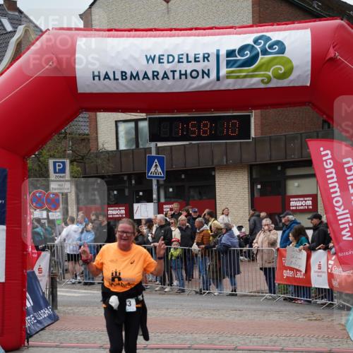 04.05.2025 - 8. Wedeler Halbmarathon Felixshl http://msf.ph/oto/7822374 04.05.2025 11:58:08 Ziel 143, 252, 763 meine-sportfotos.de