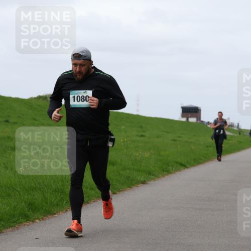 04.05.2025 - 8. Wedeler Halbmarathon Yannick Fuchs http://msf.ph/oto/7822378 04.05.2025 11:29:31 Laufen 1080 meine-sportfotos.de