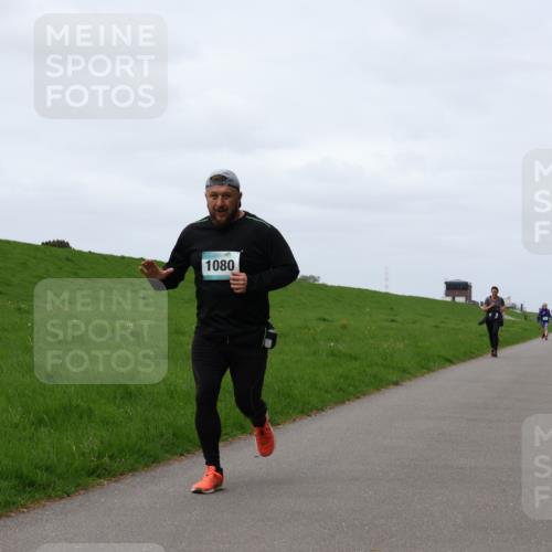 04.05.2025 - 8. Wedeler Halbmarathon Yannick Fuchs http://msf.ph/oto/7822405 04.05.2025 11:29:32 Laufen 1080 meine-sportfotos.de