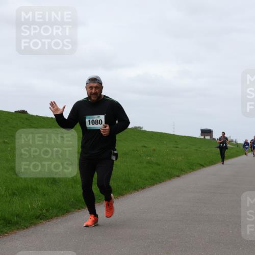 04.05.2025 - 8. Wedeler Halbmarathon Yannick Fuchs http://msf.ph/oto/7822409 04.05.2025 11:29:32 Laufen 1080 meine-sportfotos.de