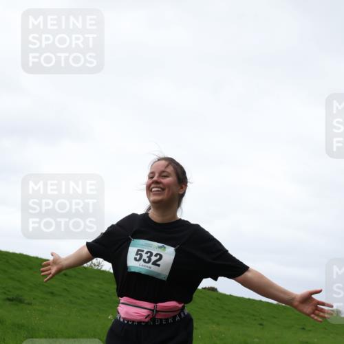 04.05.2025 - 8. Wedeler Halbmarathon Yannick Fuchs http://msf.ph/oto/7822411 04.05.2025 12:11:29 Laufen 532 meine-sportfotos.de
