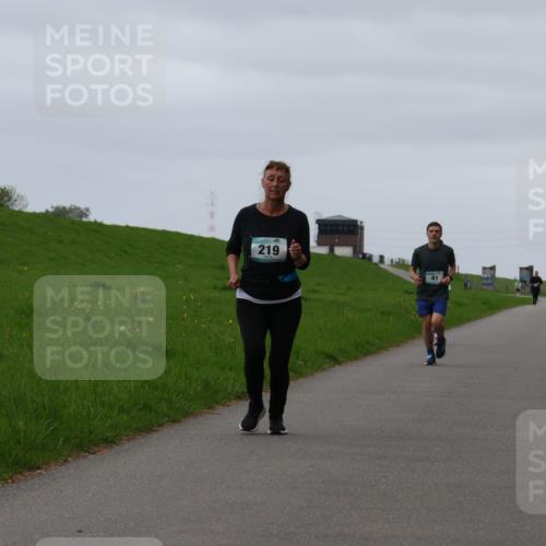 04.05.2025 - 8. Wedeler Halbmarathon Yannick Fuchs http://msf.ph/oto/7822455 04.05.2025 12:12:58 Laufen 219, 41 meine-sportfotos.de