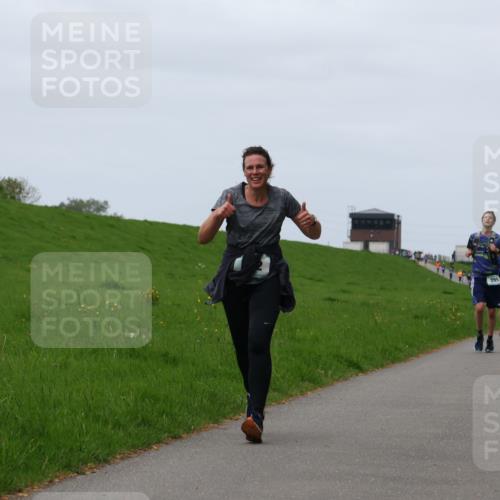 04.05.2025 - 8. Wedeler Halbmarathon Yannick Fuchs http://msf.ph/oto/7822472 04.05.2025 11:29:39 Laufen 395 meine-sportfotos.de