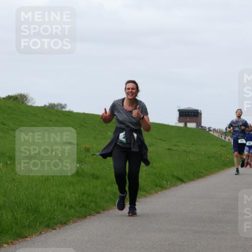 04.05.2025 - 8. Wedeler Halbmarathon Yannick Fuchs http://msf.ph/oto/7822481 04.05.2025 11:29:39 Laufen 395, 39 meine-sportfotos.de