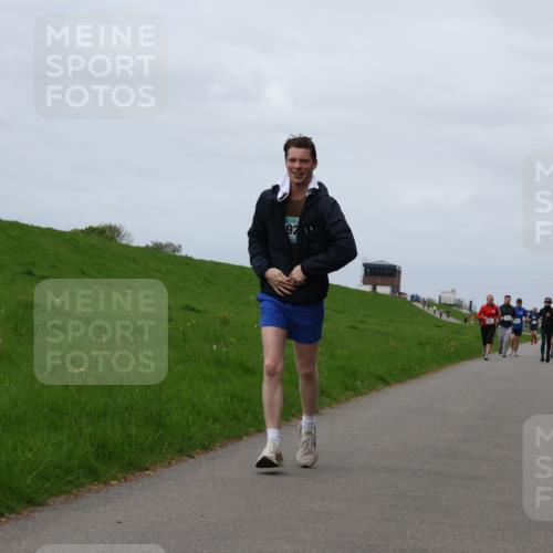 04.05.2025 - 8. Wedeler Halbmarathon Yannick Fuchs http://msf.ph/oto/7822489 04.05.2025 11:52:08 Laufen 92 meine-sportfotos.de