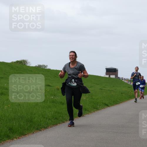 04.05.2025 - 8. Wedeler Halbmarathon Yannick Fuchs http://msf.ph/oto/7822495 04.05.2025 11:29:39 Laufen 292, 527 meine-sportfotos.de
