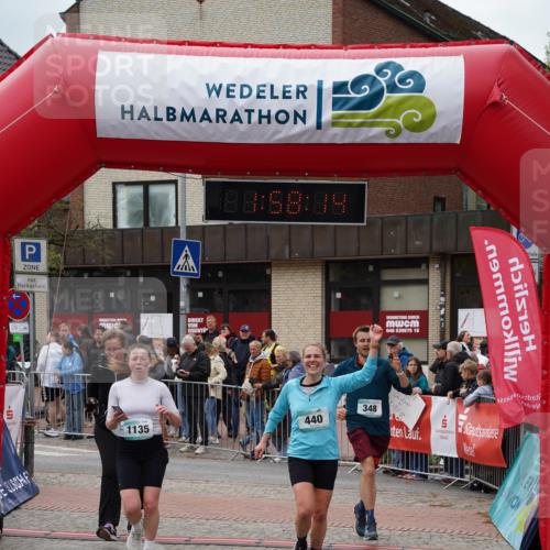 04.05.2025 - 8. Wedeler Halbmarathon Felixshl http://msf.ph/oto/7822499 04.05.2025 11:58:12 Ziel 3, 252, 348, 440, 763, 1135 meine-sportfotos.de
