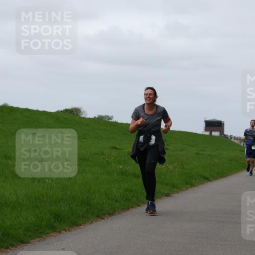04.05.2025 - 8. Wedeler Halbmarathon Yannick Fuchs http://msf.ph/oto/7822511 04.05.2025 11:29:39 Laufen  meine-sportfotos.de