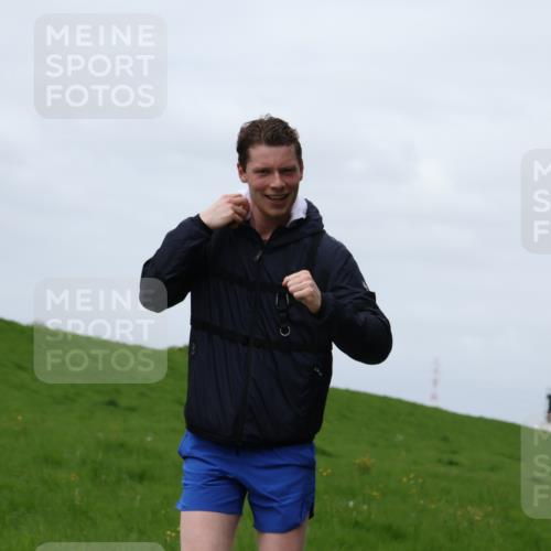 04.05.2025 - 8. Wedeler Halbmarathon Yannick Fuchs http://msf.ph/oto/7822512 04.05.2025 11:52:09 Laufen  meine-sportfotos.de