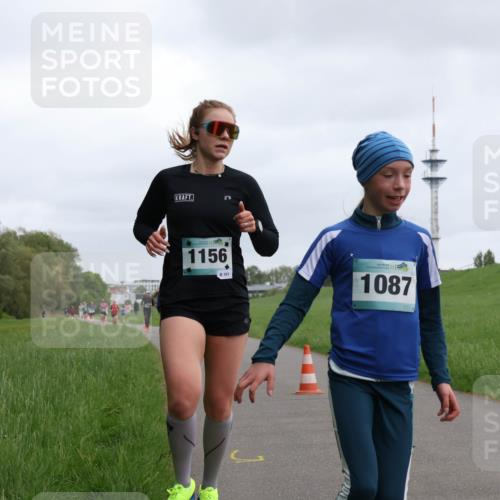 04.05.2025 - 8. Wedeler Halbmarathon Yannick Fuchs http://msf.ph/oto/7822550 04.05.2025 11:10:44 Laufen 1156, 161, 1087 meine-sportfotos.de
