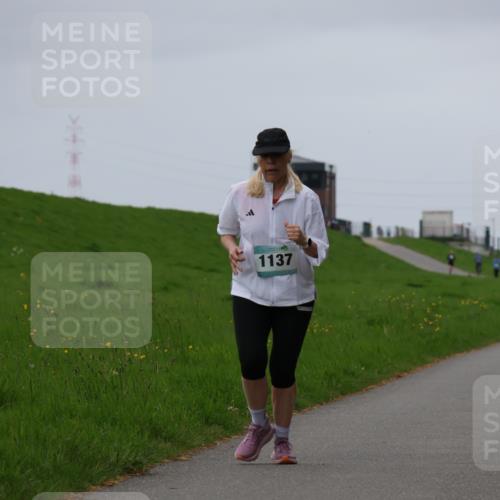 04.05.2025 - 8. Wedeler Halbmarathon Yannick Fuchs http://msf.ph/oto/7822553 04.05.2025 12:13:05 Laufen 1137 meine-sportfotos.de
