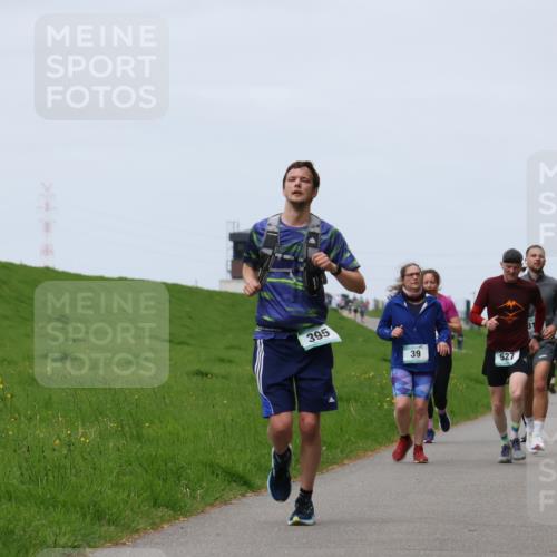 04.05.2025 - 8. Wedeler Halbmarathon Yannick Fuchs http://msf.ph/oto/7822577 04.05.2025 11:29:43 Laufen 395, 39, 527, 38 meine-sportfotos.de