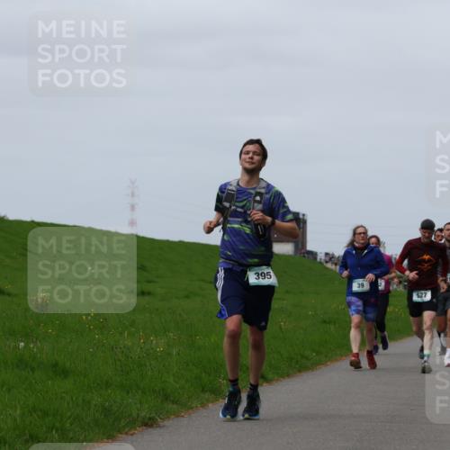 04.05.2025 - 8. Wedeler Halbmarathon Yannick Fuchs http://msf.ph/oto/7822580 04.05.2025 11:29:44 Laufen 395, 39, 527, 14 meine-sportfotos.de