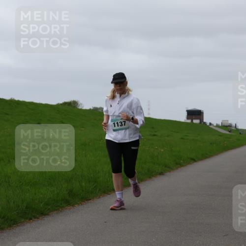 04.05.2025 - 8. Wedeler Halbmarathon Yannick Fuchs http://msf.ph/oto/7822602 04.05.2025 12:13:09 Laufen 1137 meine-sportfotos.de