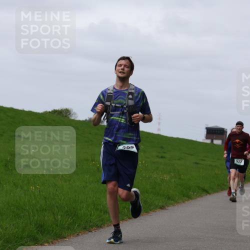 04.05.2025 - 8. Wedeler Halbmarathon Yannick Fuchs http://msf.ph/oto/7822648 04.05.2025 11:29:46 Laufen 395, 527, 314 meine-sportfotos.de
