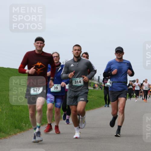 04.05.2025 - 8. Wedeler Halbmarathon Yannick Fuchs http://msf.ph/oto/7822659 04.05.2025 11:29:48 Laufen 527, 39, 314, 38, 954 meine-sportfotos.de