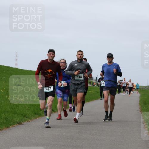 04.05.2025 - 8. Wedeler Halbmarathon Yannick Fuchs http://msf.ph/oto/7822668 04.05.2025 11:29:48 Laufen 527, 6, 314, 38 meine-sportfotos.de