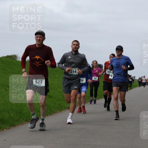 04.05.2025 - 8. Wedeler Halbmarathon Yannick Fuchs http://msf.ph/oto/7822764 04.05.2025 11:29:50 Laufen 527, 314, 392, 39, 365, 38 meine-sportfotos.de