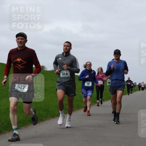 04.05.2025 - 8. Wedeler Halbmarathon Yannick Fuchs http://msf.ph/oto/7822796 04.05.2025 11:29:51 Laufen 527, 314, 39, 392, 38 meine-sportfotos.de