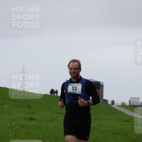 04.05.2025 - 8. Wedeler Halbmarathon Yannick Fuchs http://msf.ph/oto/7822863 04.05.2025 12:15:40 Laufen 53 meine-sportfotos.de