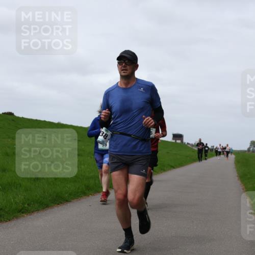 04.05.2025 - 8. Wedeler Halbmarathon Yannick Fuchs http://msf.ph/oto/7822864 04.05.2025 11:29:53 Laufen 38 meine-sportfotos.de