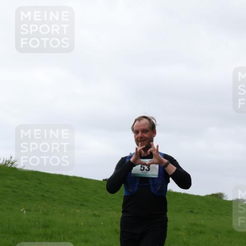 04.05.2025 - 8. Wedeler Halbmarathon Yannick Fuchs http://msf.ph/oto/7822928 04.05.2025 12:15:45 Laufen 53 meine-sportfotos.de