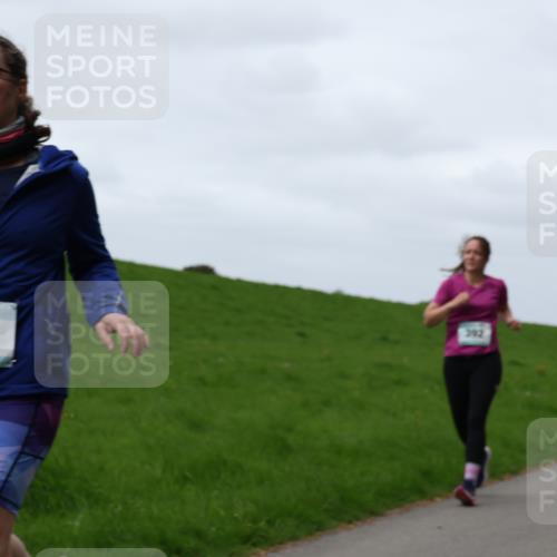 04.05.2025 - 8. Wedeler Halbmarathon Yannick Fuchs http://msf.ph/oto/7822945 04.05.2025 11:29:55 Laufen 39 meine-sportfotos.de
