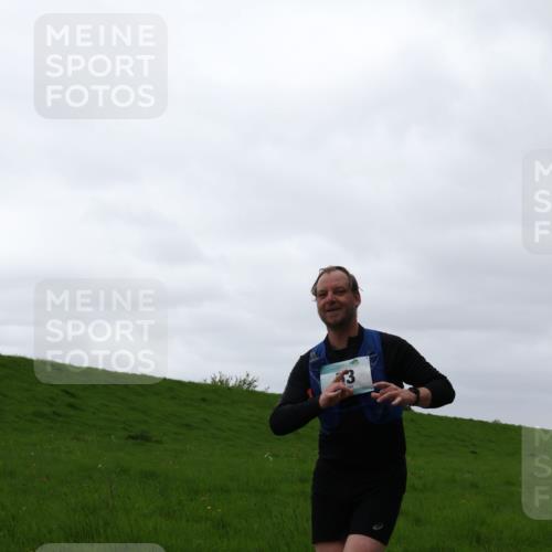 04.05.2025 - 8. Wedeler Halbmarathon Yannick Fuchs http://msf.ph/oto/7822961 04.05.2025 12:15:45 Laufen  meine-sportfotos.de