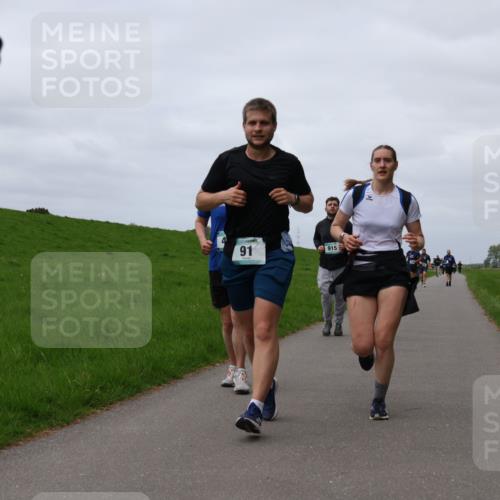 04.05.2025 - 8. Wedeler Halbmarathon Yannick Fuchs http://msf.ph/oto/7822966 04.05.2025 11:52:27 Laufen 91, 915 meine-sportfotos.de