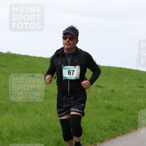 04.05.2025 - 8. Wedeler Halbmarathon Yannick Fuchs http://msf.ph/oto/7823182 04.05.2025 11:30:11 Laufen 67 meine-sportfotos.de