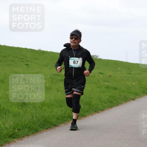 04.05.2025 - 8. Wedeler Halbmarathon Yannick Fuchs http://msf.ph/oto/7823190 04.05.2025 11:30:11 Laufen 67 meine-sportfotos.de