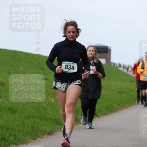 04.05.2025 - 8. Wedeler Halbmarathon Yannick Fuchs http://msf.ph/oto/7823242 04.05.2025 11:30:19 Laufen 834 meine-sportfotos.de