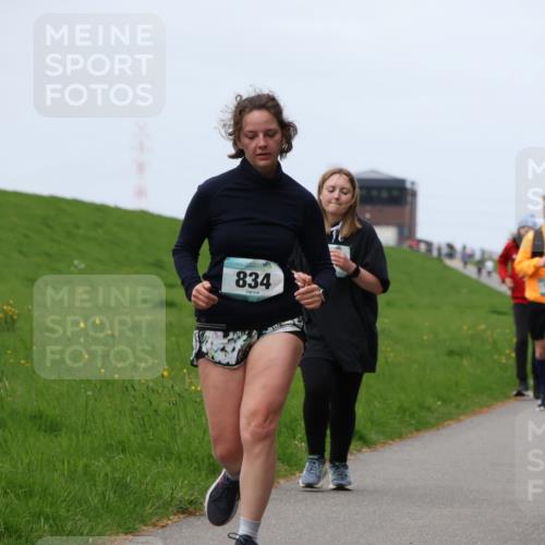 04.05.2025 - 8. Wedeler Halbmarathon Yannick Fuchs http://msf.ph/oto/7823246 04.05.2025 11:30:19 Laufen 834, 156 meine-sportfotos.de