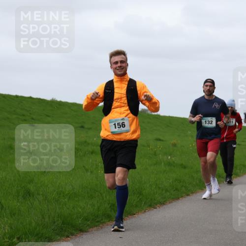 04.05.2025 - 8. Wedeler Halbmarathon Yannick Fuchs http://msf.ph/oto/7823383 04.05.2025 11:30:28 Laufen 156, 132, 421 meine-sportfotos.de