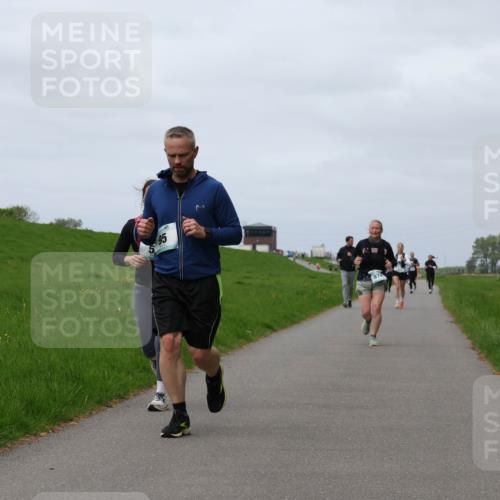 04.05.2025 - 8. Wedeler Halbmarathon Yannick Fuchs http://msf.ph/oto/7823451 04.05.2025 11:52:44 Laufen 976 meine-sportfotos.de