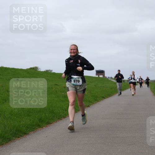 04.05.2025 - 8. Wedeler Halbmarathon Yannick Fuchs http://msf.ph/oto/7823606 04.05.2025 11:52:48 Laufen 970 meine-sportfotos.de