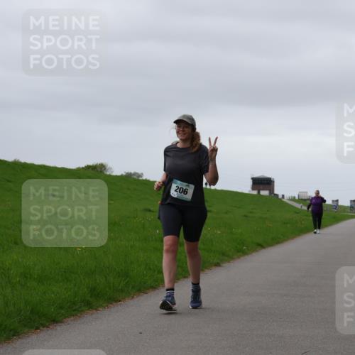 04.05.2025 - 8. Wedeler Halbmarathon Yannick Fuchs http://msf.ph/oto/7823747 04.05.2025 12:19:38 Laufen 206 meine-sportfotos.de