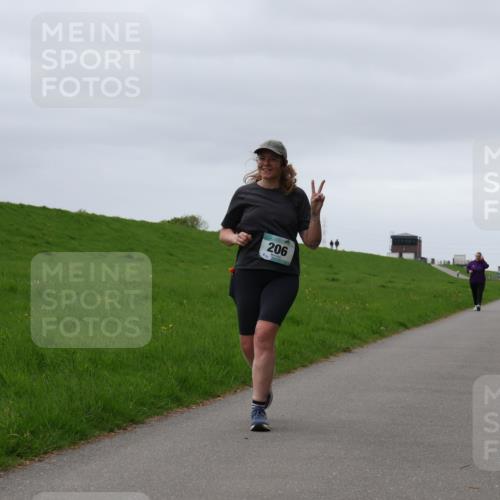 04.05.2025 - 8. Wedeler Halbmarathon Yannick Fuchs http://msf.ph/oto/7823756 04.05.2025 12:19:38 Laufen 206 meine-sportfotos.de