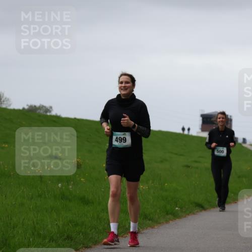04.05.2025 - 8. Wedeler Halbmarathon Yannick Fuchs http://msf.ph/oto/7823828 04.05.2025 12:20:29 Laufen 499, 500 meine-sportfotos.de