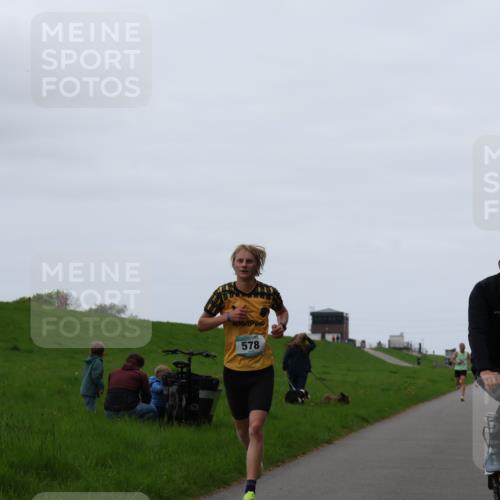 04.05.2025 - 8. Wedeler Halbmarathon Yannick Fuchs http://msf.ph/oto/7823862 04.05.2025 11:11:30 Laufen 578 meine-sportfotos.de