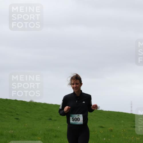 04.05.2025 - 8. Wedeler Halbmarathon Yannick Fuchs http://msf.ph/oto/7823897 04.05.2025 12:20:37 Laufen 500 meine-sportfotos.de
