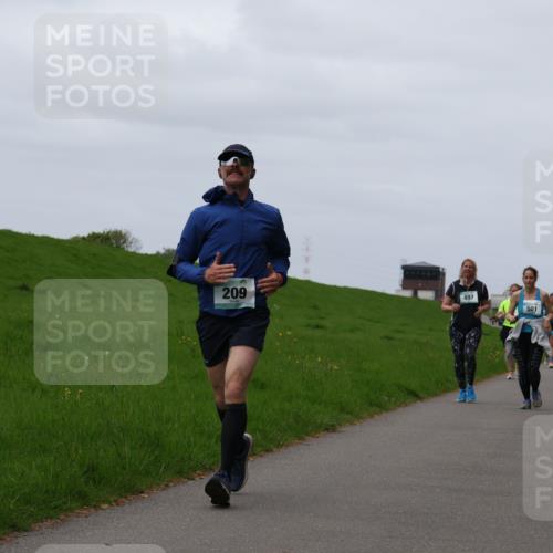 04.05.2025 - 8. Wedeler Halbmarathon Yannick Fuchs http://msf.ph/oto/7823917 04.05.2025 11:30:53 Laufen 209, 497, 501 meine-sportfotos.de