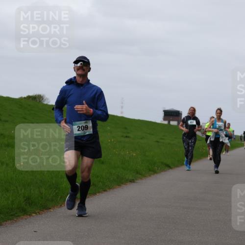 04.05.2025 - 8. Wedeler Halbmarathon Yannick Fuchs http://msf.ph/oto/7823925 04.05.2025 11:30:53 Laufen 209, 497, 501 meine-sportfotos.de