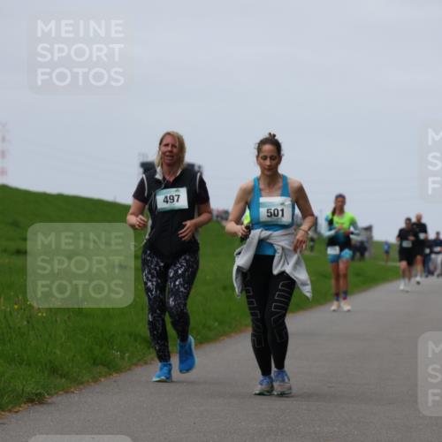 04.05.2025 - 8. Wedeler Halbmarathon Yannick Fuchs http://msf.ph/oto/7823955 04.05.2025 11:30:55 Laufen 497, 501 meine-sportfotos.de