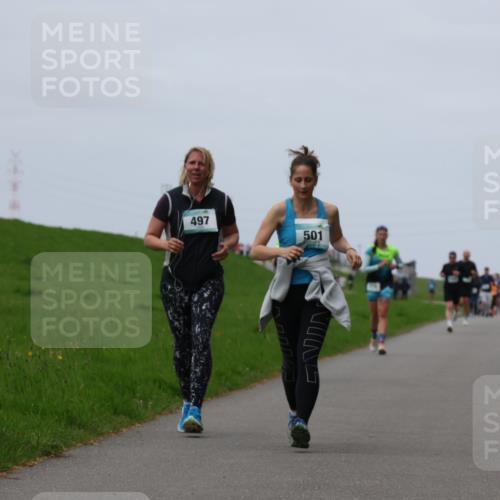 04.05.2025 - 8. Wedeler Halbmarathon Yannick Fuchs http://msf.ph/oto/7823960 04.05.2025 11:30:55 Laufen 497, 501 meine-sportfotos.de